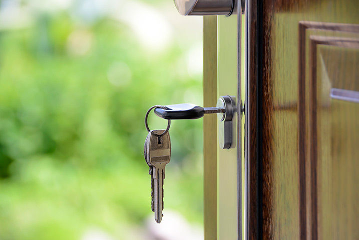A2B Locks are able to provide local locksmiths in Newbury Park to repair your broken locks. 
